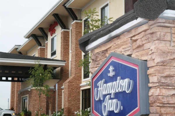 Hampton by Hilton image 2